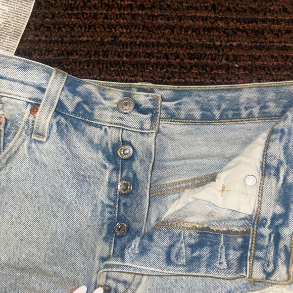 Levi 501 Lightwash Denim Shorts - Picture 5 of 5